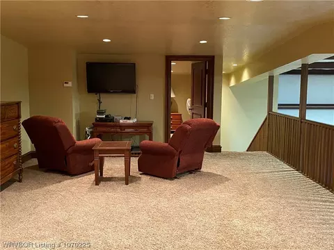 Living - 53 Shady Grv, Mount Ida, AR 71957 photo 3 of 5