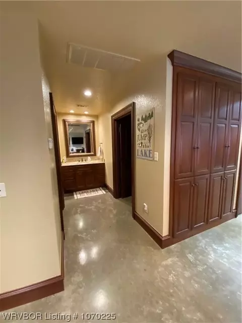 Entry Way - 53 Shady Grv, Mount Ida, AR 71957 photo 1 of 1