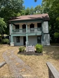 901 Mckibben St, Van Buren, AR 72956