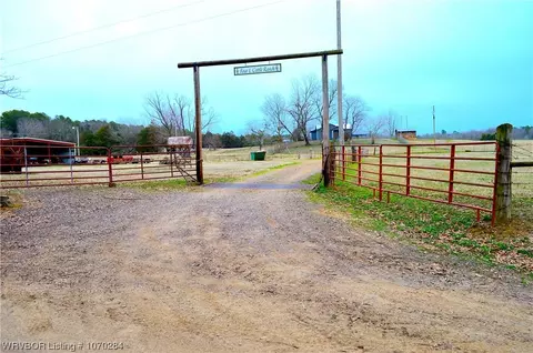 4431 Lookout Gap Rd, Waldron, AR 72958