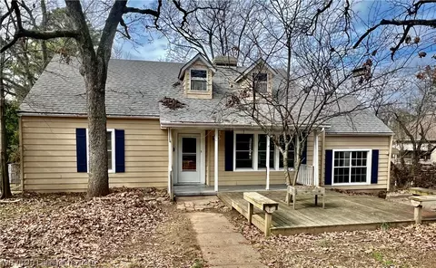 16 Courtland St, Fort Smith, AR 72901