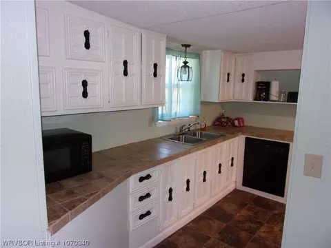 Kitchen - 13662 Watalula Rd, Ozark, AR 72949 photo 1 of 3