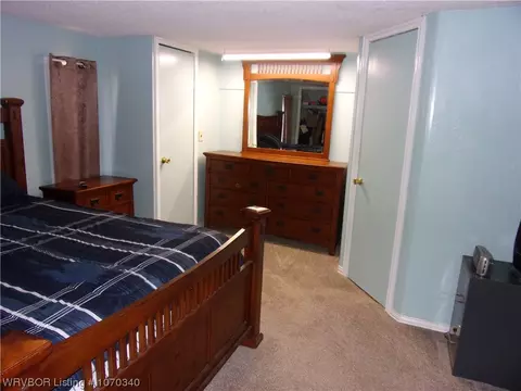 Bedroom - 13662 Watalula Rd, Ozark, AR 72949 photo 4 of 4