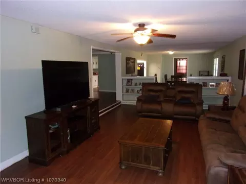 Living - 13662 Watalula Rd, Ozark, AR 72949 photo 1 of 9