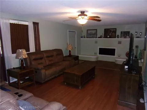 Living - 13662 Watalula Rd, Ozark, AR 72949 photo 3 of 9