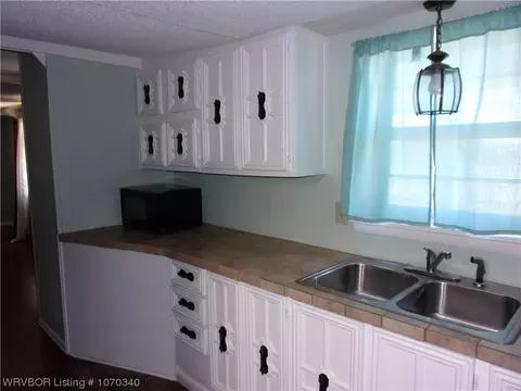 Kitchen - 13662 Watalula Rd, Ozark, AR 72949 photo 2 of 3