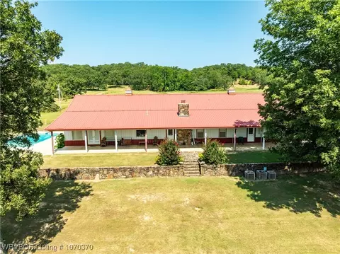 9731 Cattlemen Rd, Mulberry, AR 72947