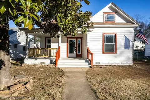 810 35th St, Fort Smith, AR 72903