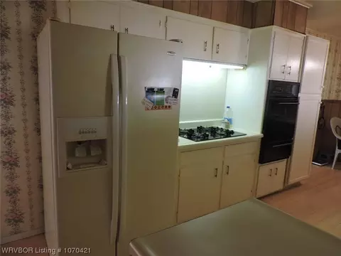Kitchen - 1611 Magnolia Dr, Fort Smith, AR 72908 photo 3 of 5