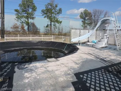 Exterior - 1611 Magnolia Dr, Fort Smith, AR 72908 photo 7 of 7