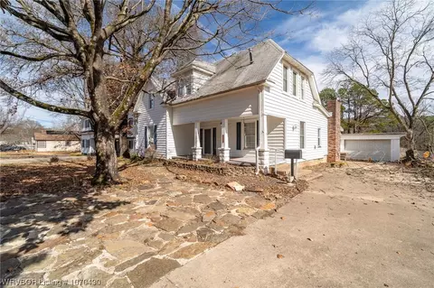 Exterior - 712 N 3rd St, Ozark, AR 72949 photo 7 of 8