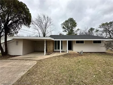 3407 E Gary St, Fort Smith, AR 72903 photo 1