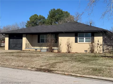 1021 Cedar Ln, Fort Smith, AR 72908 photo 3