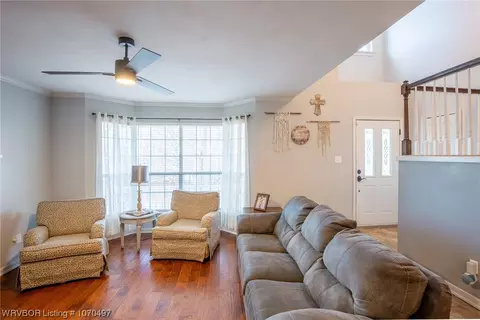Living - 3524 Coventry Ln, Fort Smith, AR 72908 photo 1 of 4