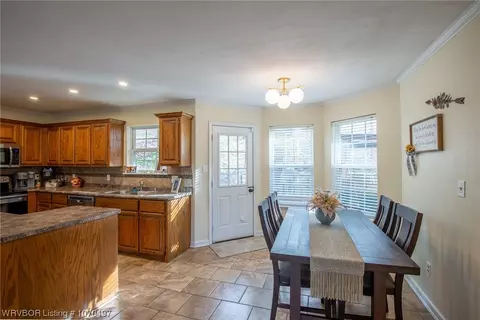 Kitchen - 3524 Coventry Ln, Fort Smith, AR 72908 photo 1 of 3