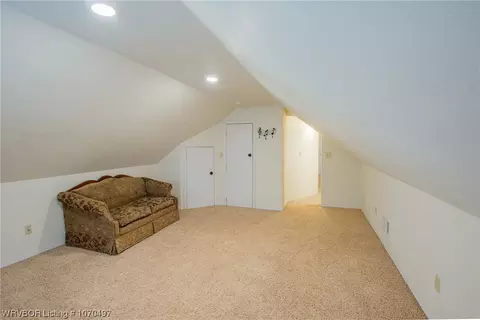 Living - 3524 Coventry Ln, Fort Smith, AR 72908 photo 4 of 4