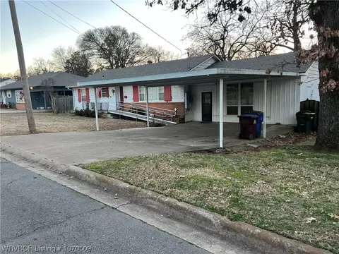 2100 Wolfe Ln, Fort Smith, AR 72901 photo 2