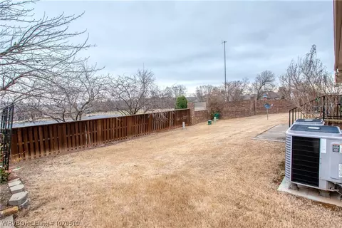Exterior - 4002 Logan Ln, Fort Smith, AR 72903 photo 10 of 13