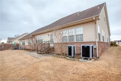 Exterior - 4002 Logan Ln, Fort Smith, AR 72903 photo 8 of 13