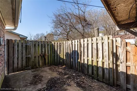 Exterior - 2615 Memphis St, Fort Smith, AR 72901 photo 15 of 15