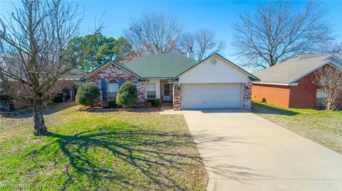 6108 Sandy Parker Ct, Fort Smith, AR 72916