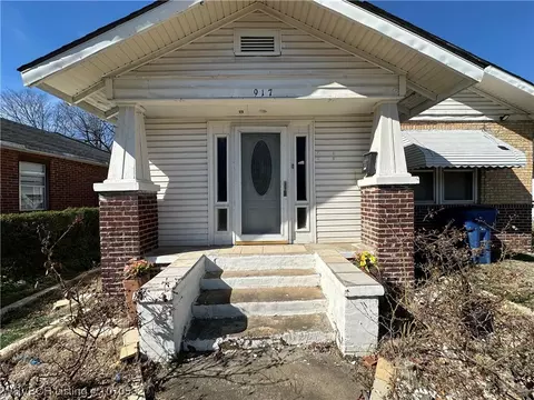Exterior - 917 N 18th, Fort Smith, AR 72901 photo 3 of 10
