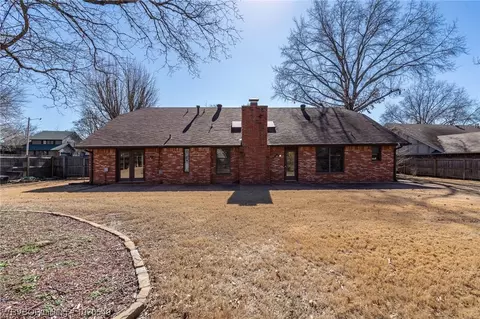 Exterior - 3113 Ramsgate Way, Fort Smith, AR 72908 photo 5 of 7