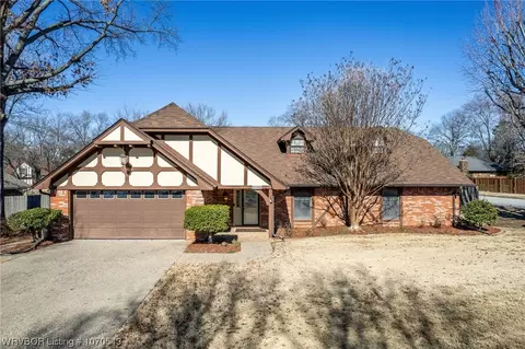 Exterior - 3113 Ramsgate Way, Fort Smith, AR 72908 photo 2 of 7