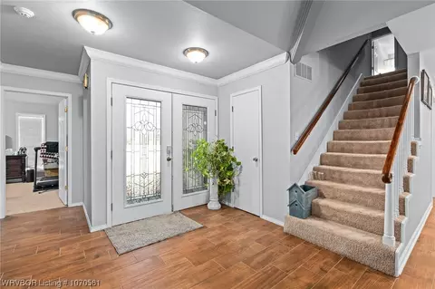 Entry Way - 10728 Hunters Point Rd, Fort Smith, AR 72903 photo 1 of 1