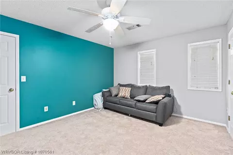 Bedroom - 10728 Hunters Point Rd, Fort Smith, AR 72903 photo 6 of 8