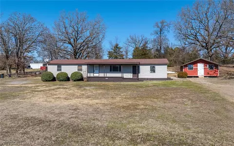 7108 State Highway 22, Paris, AR 72855