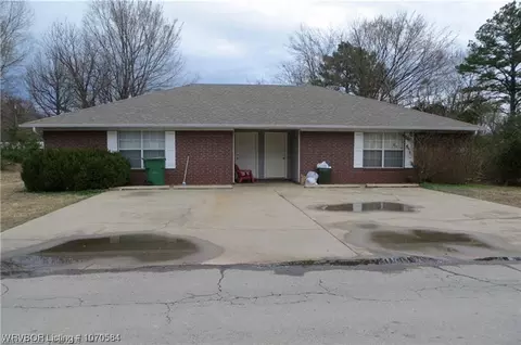 410 London St, Alma, AR 72921
