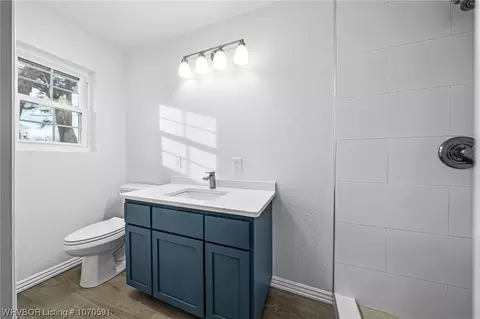 Bath - 2514 S 57th St, Fort Smith, AR 72903 photo 1 of 5