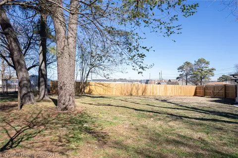 Exterior - 2514 S 57th St, Fort Smith, AR 72903 photo 6 of 7