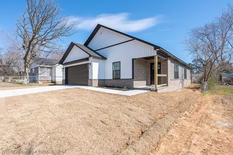 2614 N 37th St, Fort Smith, AR 72904 photo 4