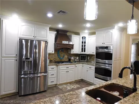 4705 Spring Mountain Rd, Fort Smith, AR 72916 photo 3