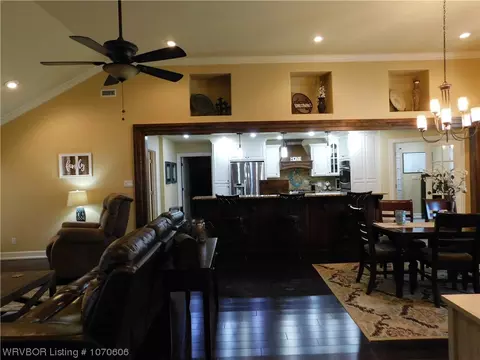 4705 Spring Mountain Rd, Fort Smith, AR 72916 photo 5