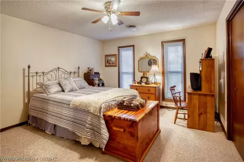 Bedroom - 12300 Tennessee Cir, Fort Smith, AR 72916 photo 3 of 4