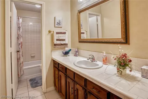 Bath - 12300 Tennessee Cir, Fort Smith, AR 72916 photo 2 of 2