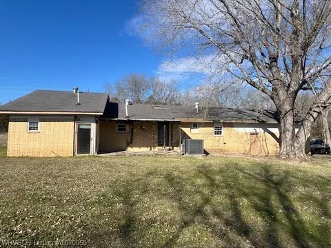 804 E Mckenzie Ave, Pocola, OK 74902 photo 8