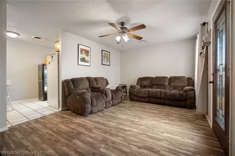 Living - 3425 Eton Ave, Fort Smith, AR 72908 photo 1 of 1