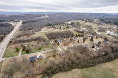 View/Area - 810 Karry Ln, Fort Smith, AR 72916 photo 4 of 4
