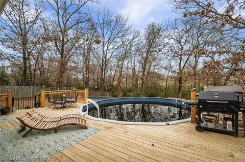 Exterior - 810 Karry Ln, Fort Smith, AR 72916 photo 3 of 13