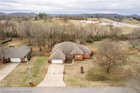 View/Area - 810 Karry Ln, Fort Smith, AR 72916 photo 1 of 4