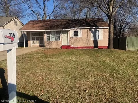 710 N 45th St, Fort Smith, AR 72903