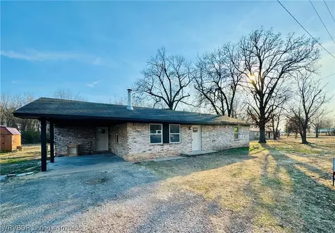 23439 226th St, Spiro, OK 74959