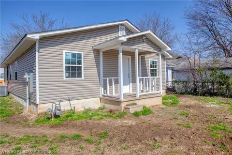 Exterior - 2908 Virginia Ave, Fort Smith, AR 72904 photo 8 of 13