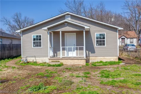 Exterior - 2908 Virginia Ave, Fort Smith, AR 72904 photo 7 of 13