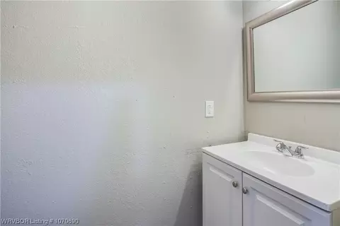 Bath - 2908 Virginia Ave, Fort Smith, AR 72904 photo 1 of 3