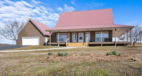 36550 Pleasant Valley Rd, Wister, OK 74966